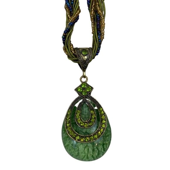 New without Tags Olivia & Ivy‎ Olive Teardrop Beaded Necklace - Picture 4 of 13